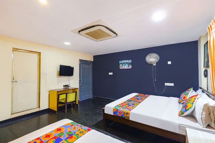 Room 15 of 24
