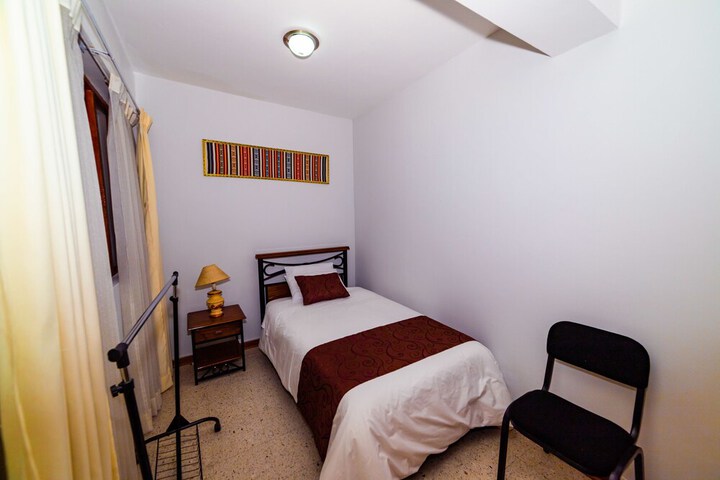 Room 8 of 51