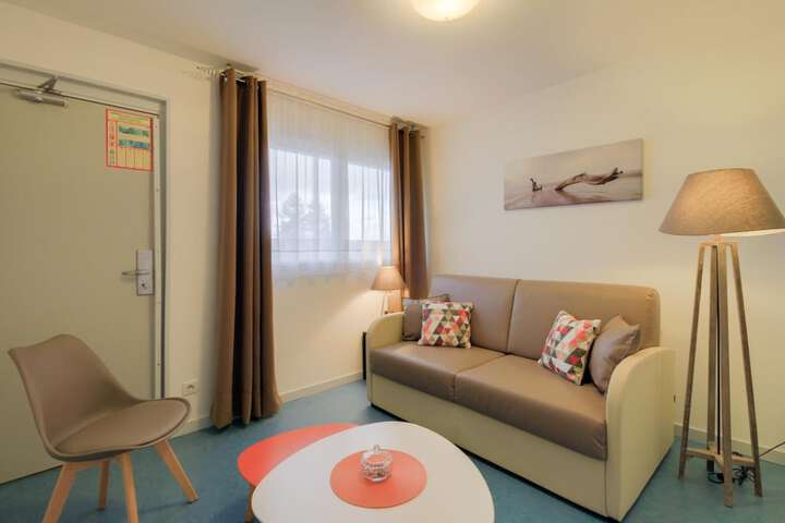 Room 26 of 61