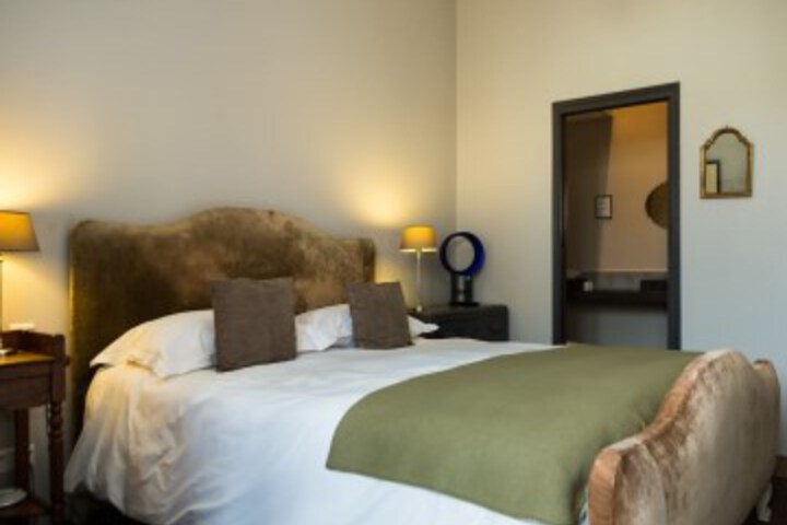 Room 8 of 35