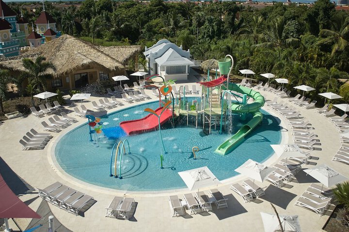 Pool 67 of 152