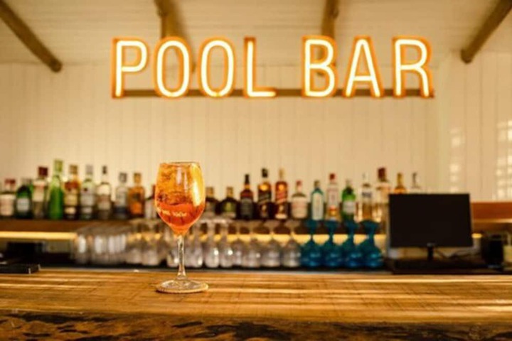 Pool 232 of 262