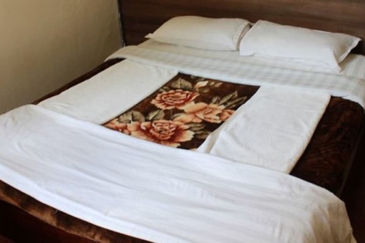 Room 3 of 21