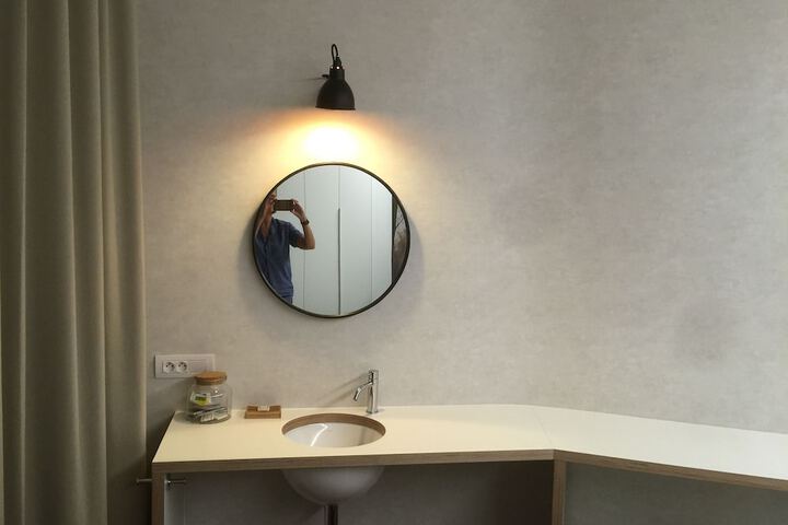 Room 19 of 62