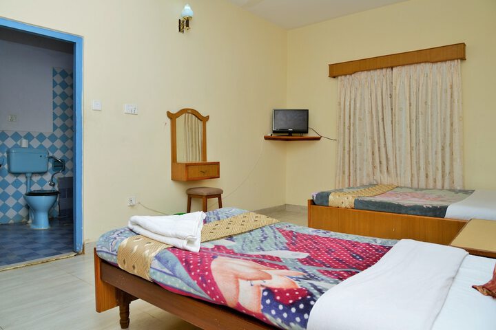 Room 5 of 24