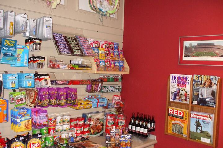 Snack bar