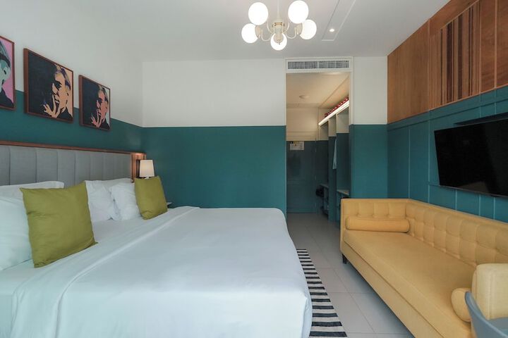Room 55 of 110