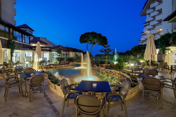 Pool 58 of 183