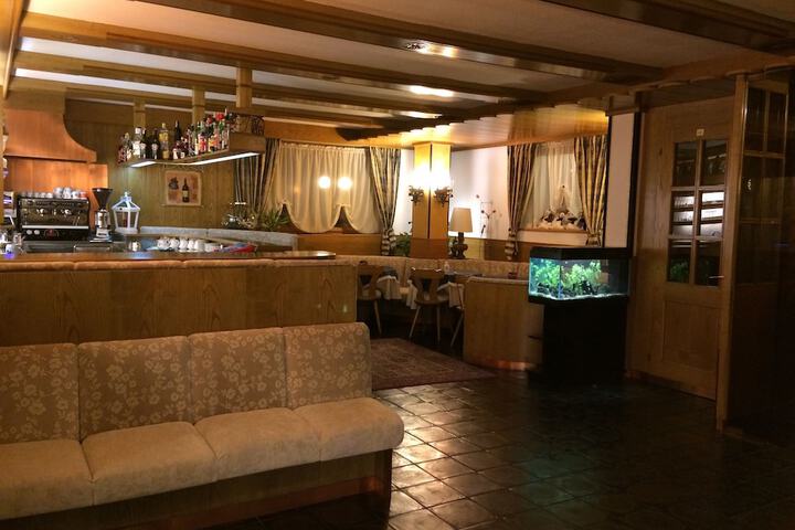 Hotel Interior 3 of 32