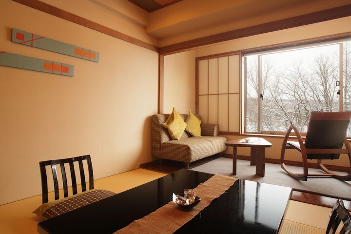 Room 4 of 67