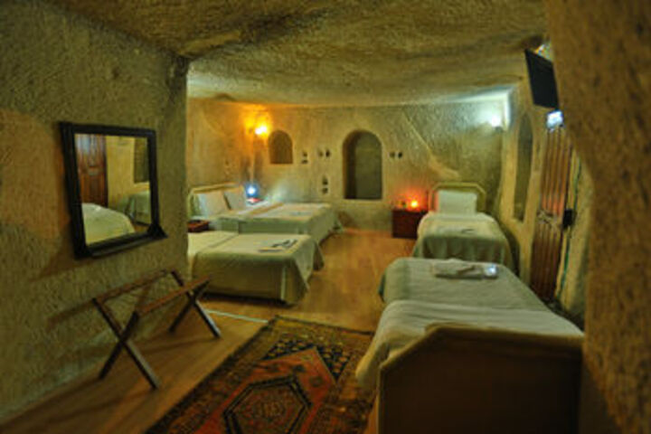 Room 48 of 89