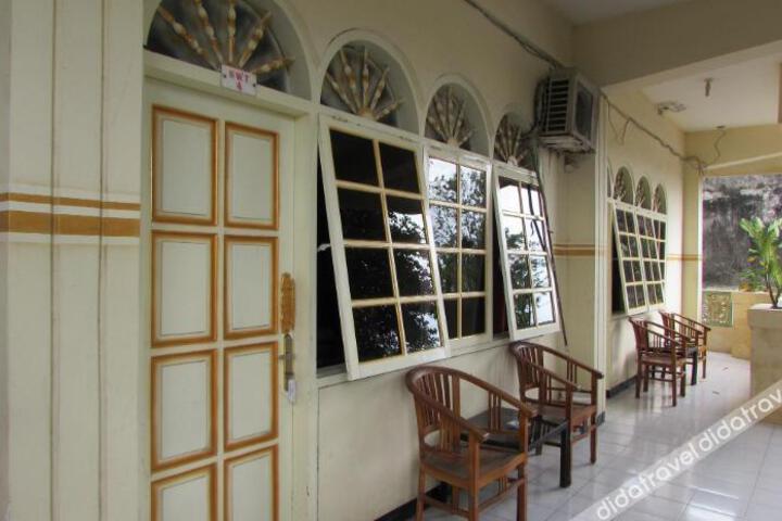 Photo of Hotel Merlin