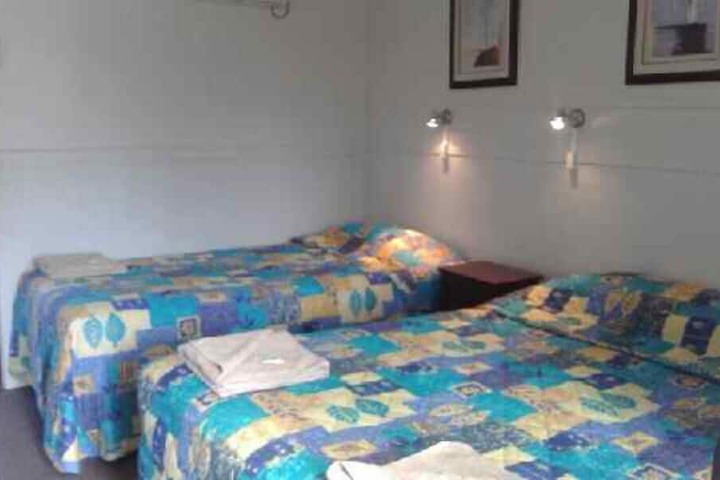 Room 10 of 26