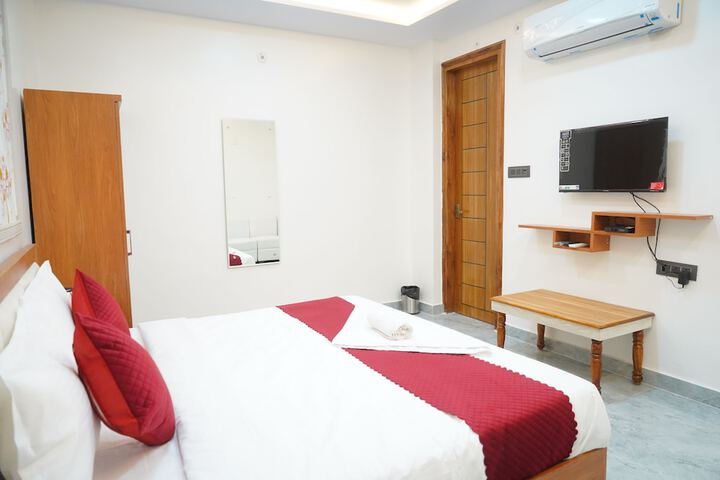 Room 2 of 22