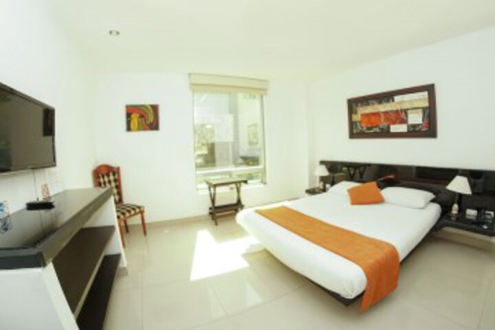 Room 5 of 35