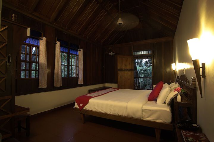 Room 13 of 35