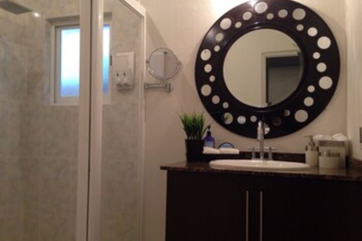 Room 3 of 41