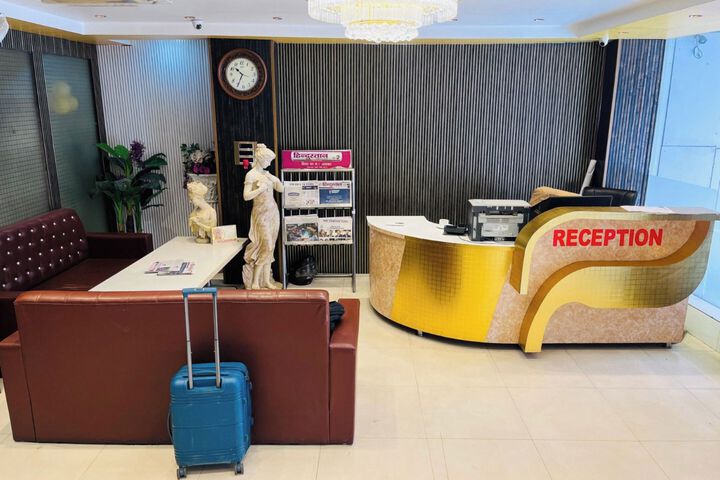 Hotel Interior 6 of 18