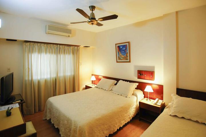 Room 26 of 46