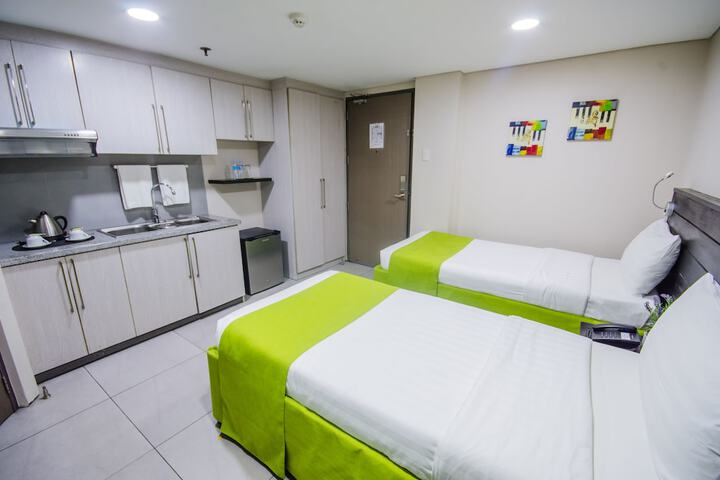 Room 7 of 53