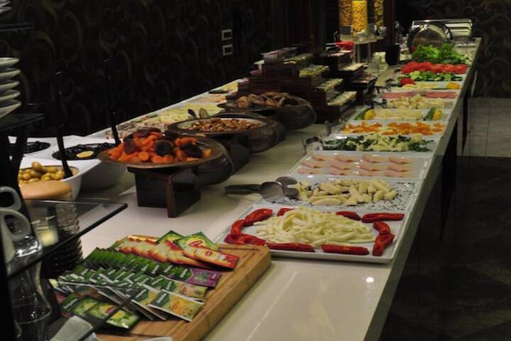 Dining Photos
