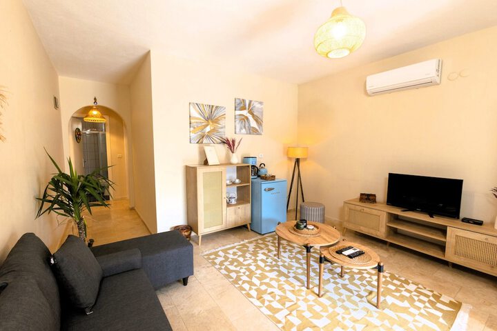 Room 20 of 62