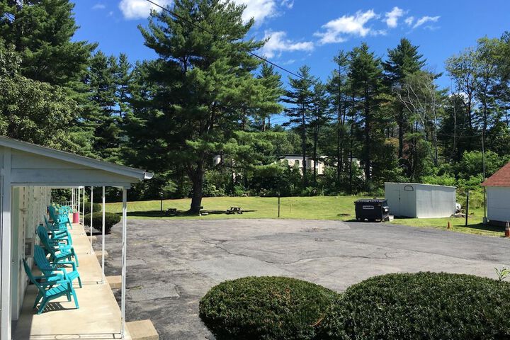 Property Grounds 47 of 54