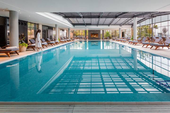 Pool 65 of 105