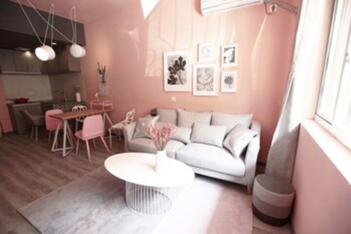 Room 9 of 23