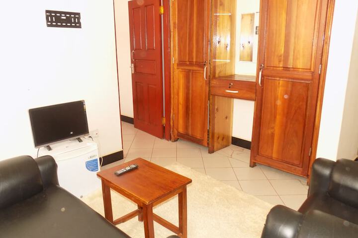 Room 17 of 25