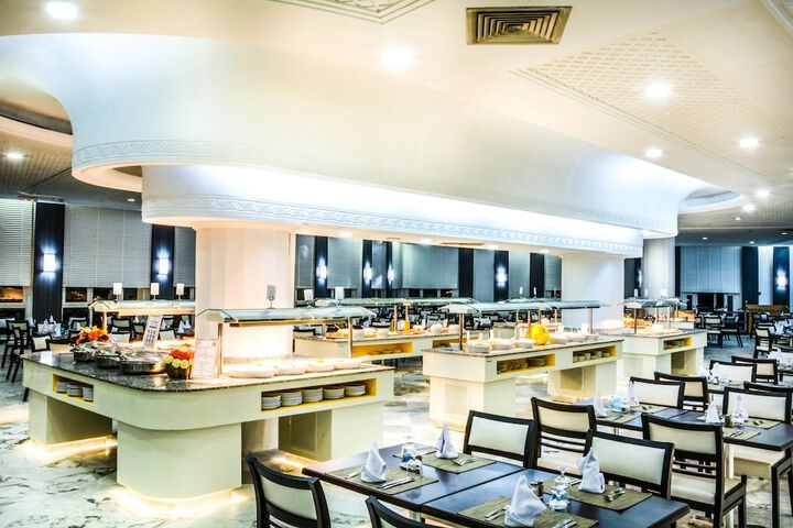 Dining Photos