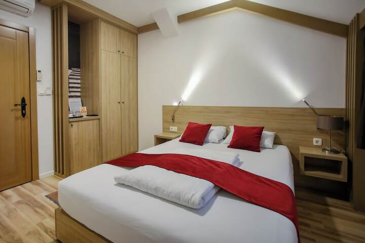 Room 19 of 70