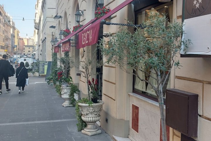 Hotel Entry