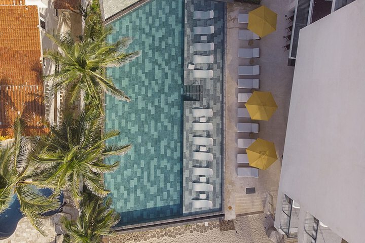 Pool 66 of 96