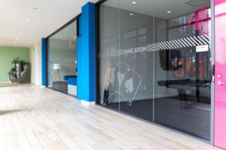 Ballroom/Hall 127 of 279