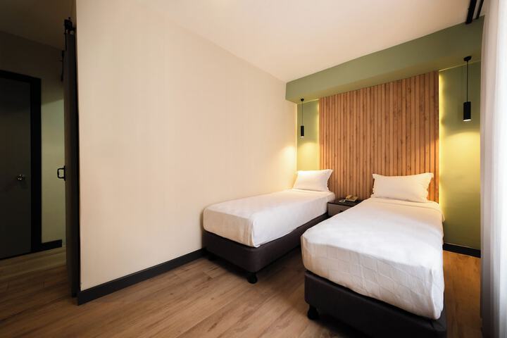 Room 29 of 82