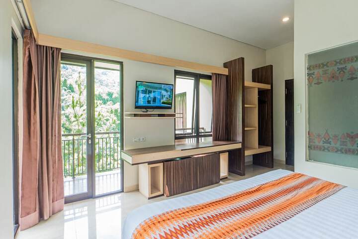 Room 48 of 111