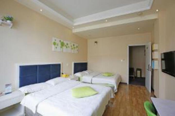 Room 21 of 23