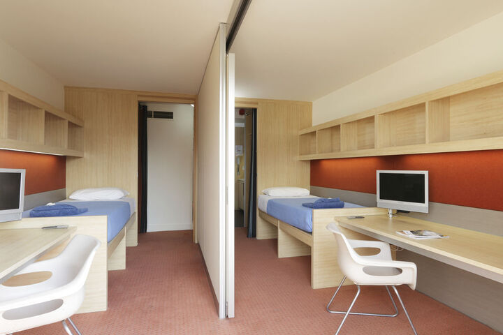 Room 4 of 26