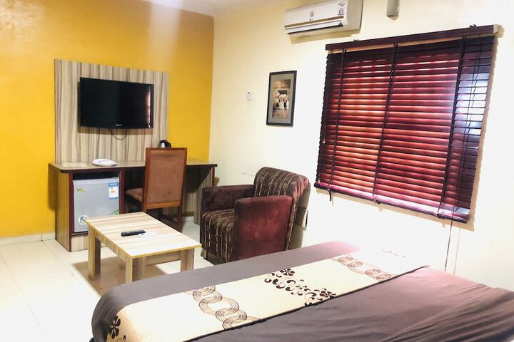 Room 19 of 39
