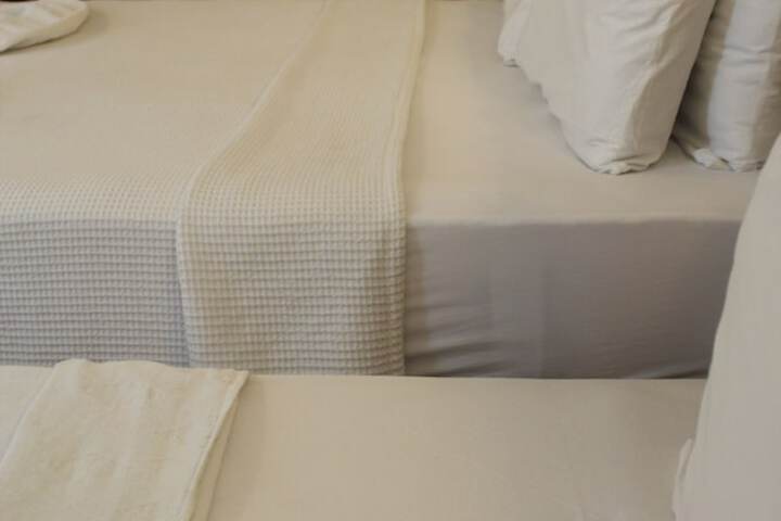 Room 9 of 66
