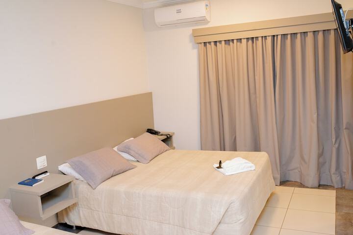 Room 6 of 49
