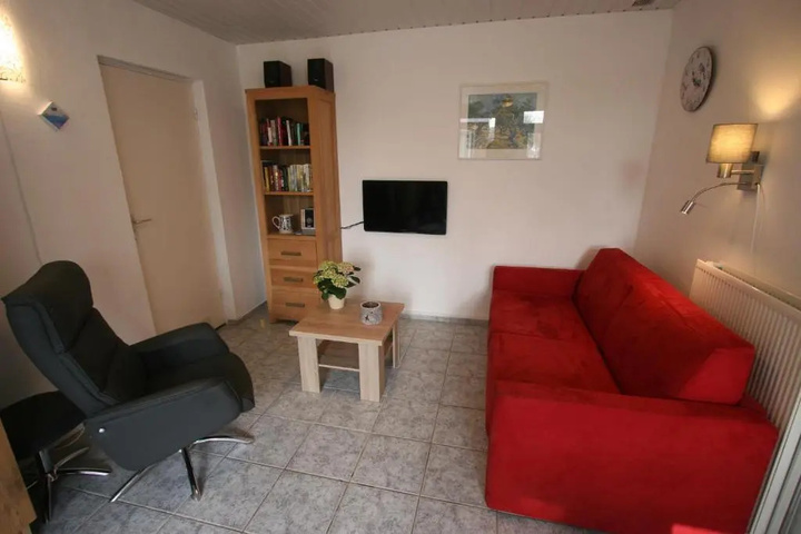Room 5 of 19