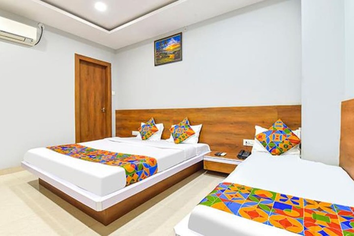 Room 13 of 43