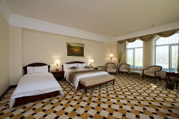 Room 40 of 137