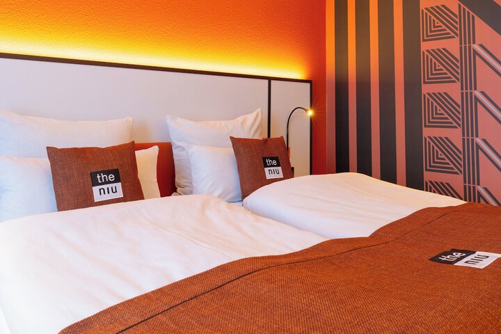 Room 32 of 110