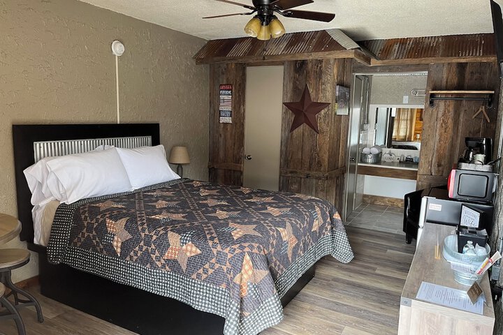 Room 5 of 56