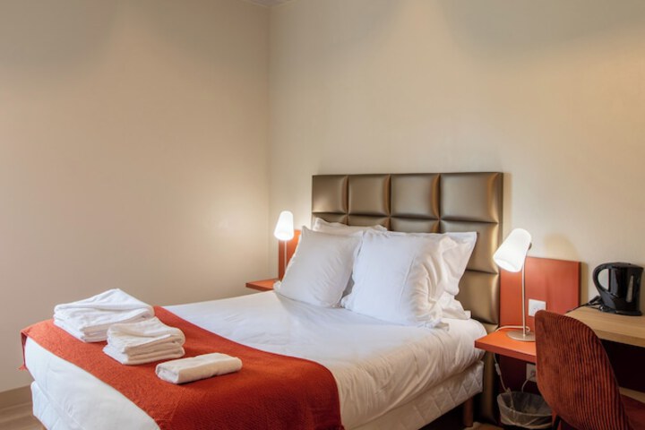 Room 25 of 70
