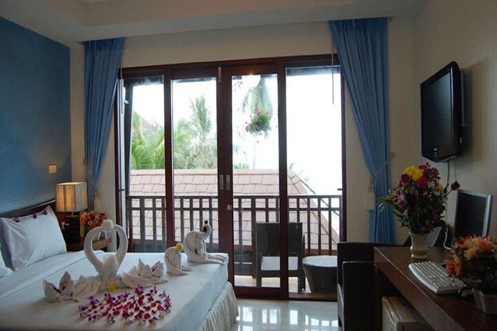 Room 5 of 79
