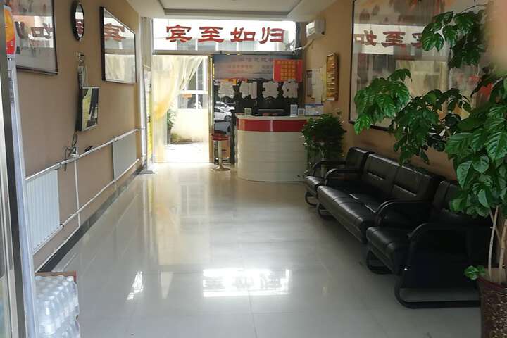 Hotel Interior 25 of 33